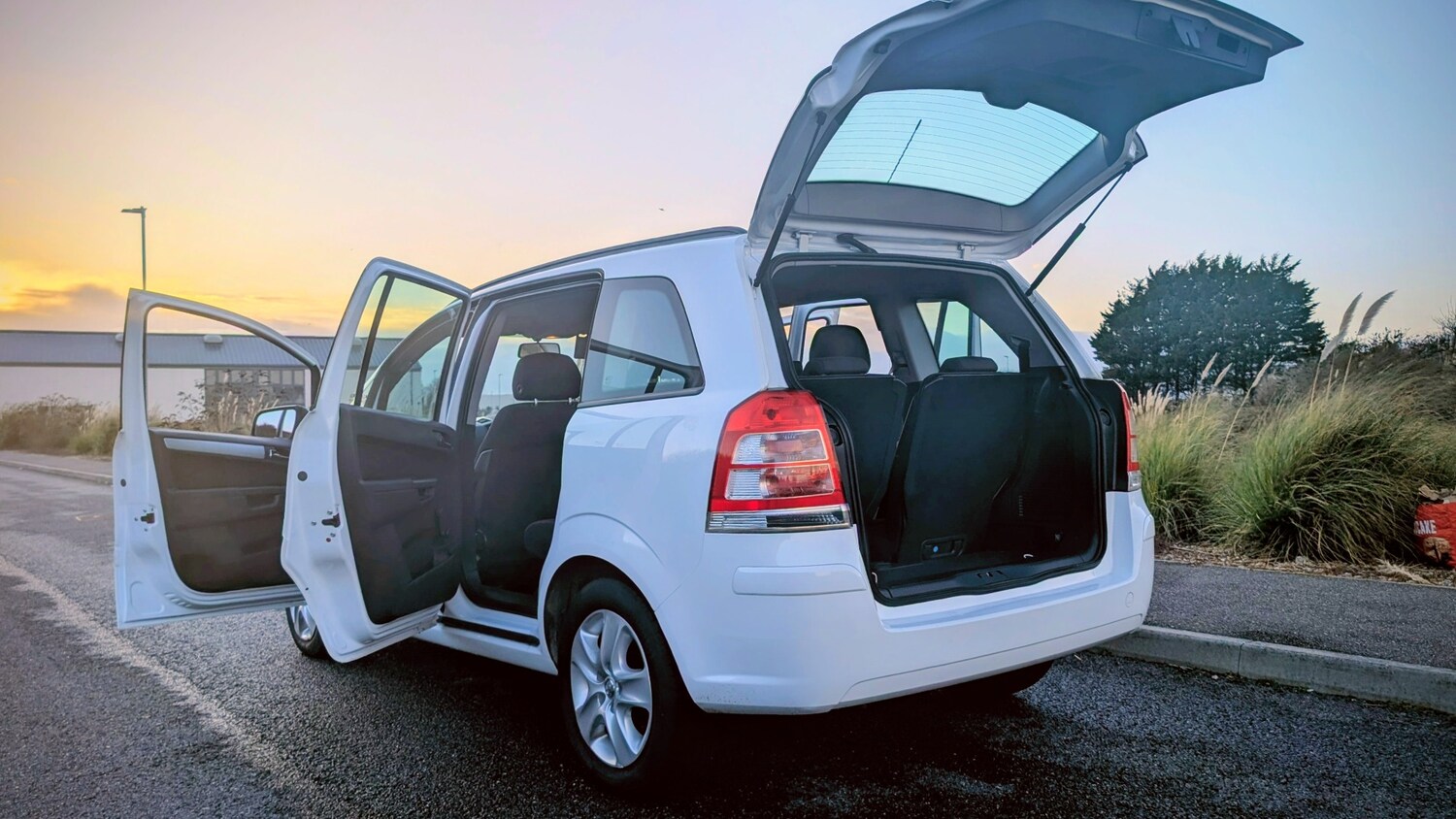 Used Vauxhall Zafira 2014 for sale - 77420728: Photo 9