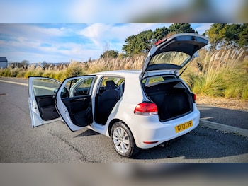 Used Volkswagen Golf 2012 for sale - 77420655: Photo