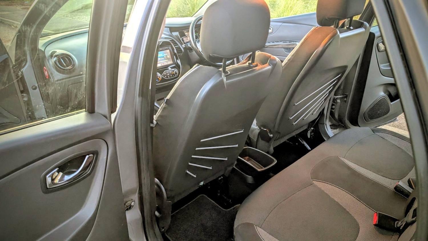 Used Renault Captur 2015 for sale - 77420484: Photo 17