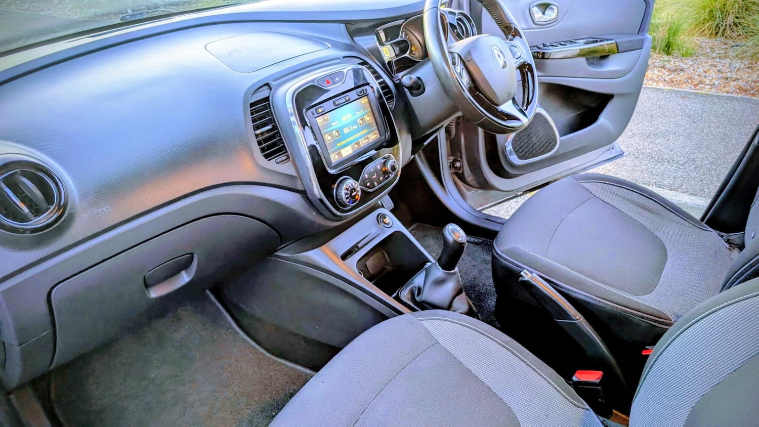 Used Renault Captur 2015 for sale - 77420484: Photo 18