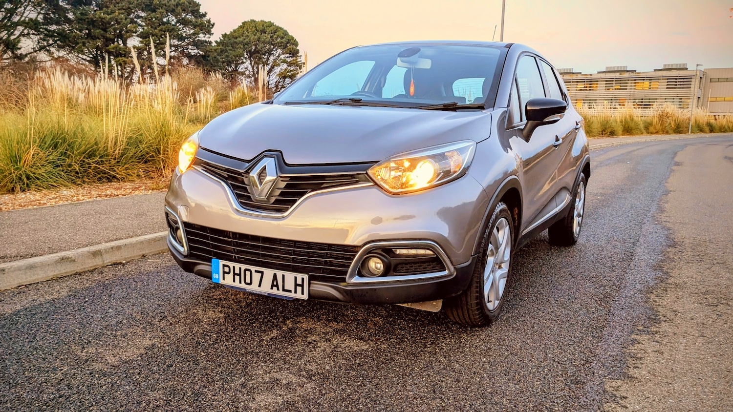 Used Renault Captur 2015 for sale - 77420484: Photo 2