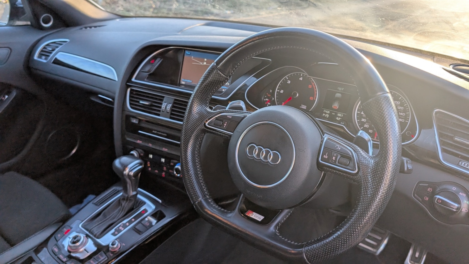 Used Audi A4 2015 for sale - 77418558: Photo 19