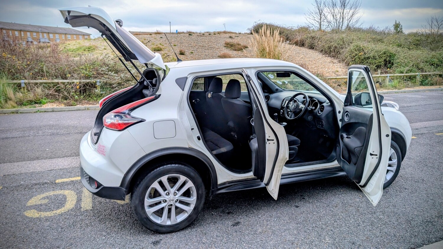 Used Nissan Juke 2016 for sale - 77420828: Photo 12