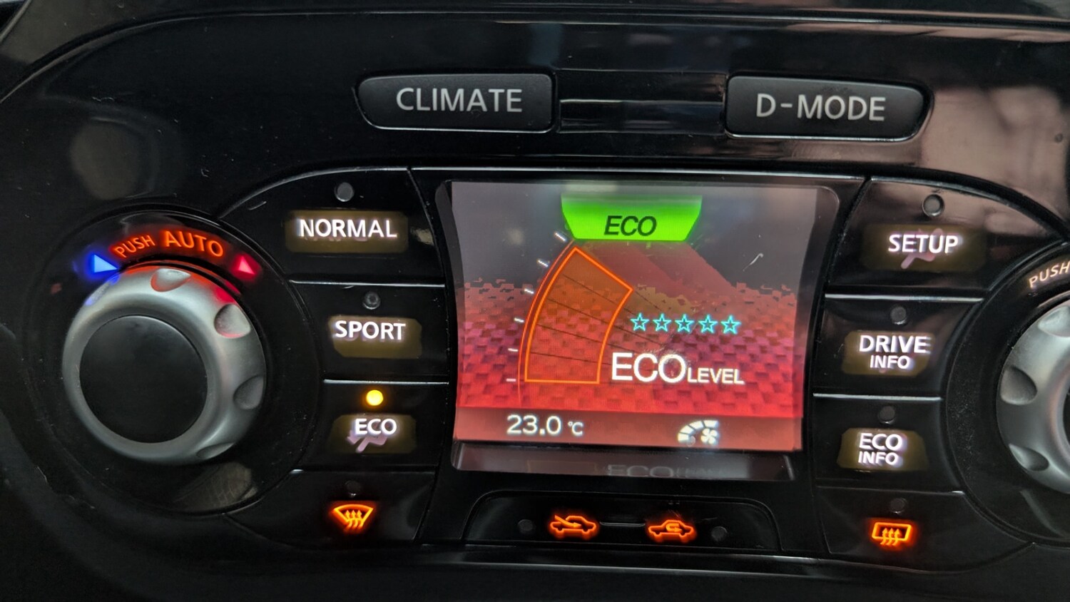 Used Nissan Juke 2016 for sale - 77420828: Photo 25