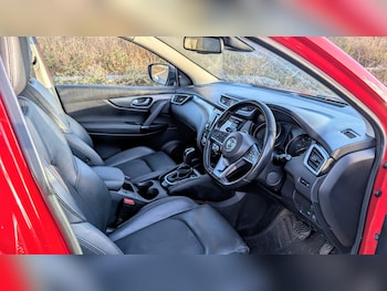 Used Nissan Qashqai 2017 for sale - 77896173: Photo