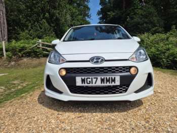 Used Hyundai i10 2017 for sale - 74937960: Photo