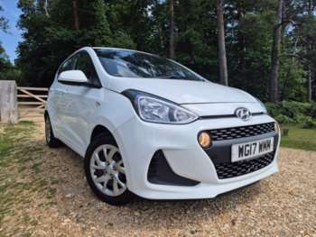 Used Hyundai i10 2017 for sale - 74937960: Photo
