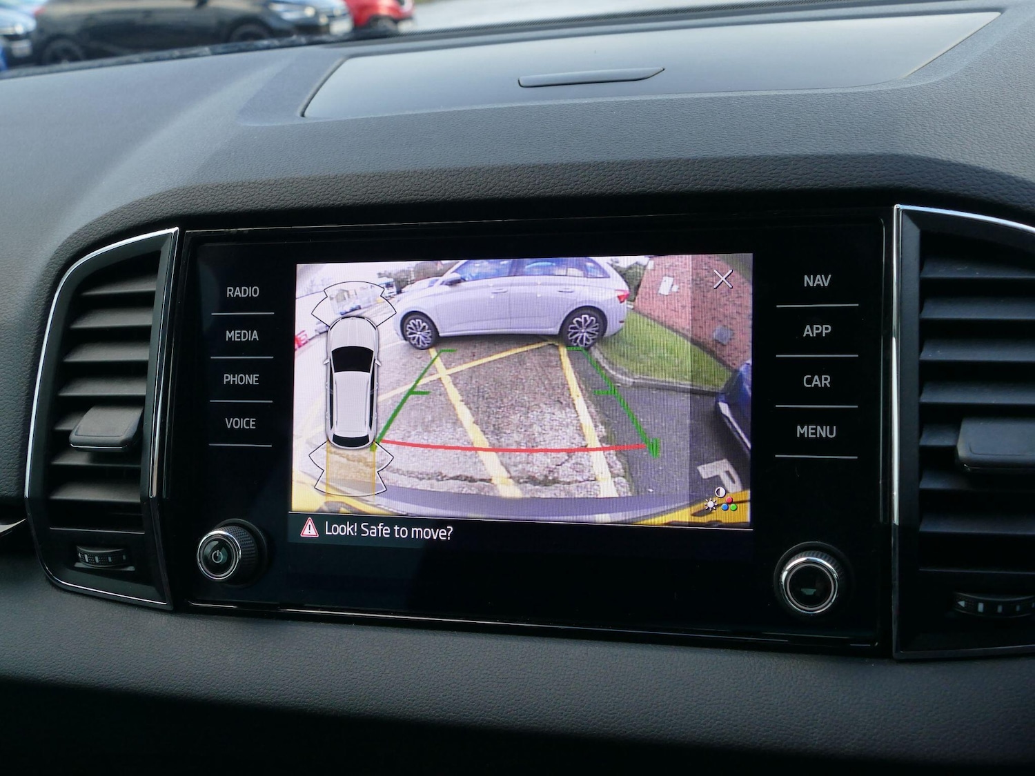 Used Skoda Karoq for sale - 77267477: Photo 23