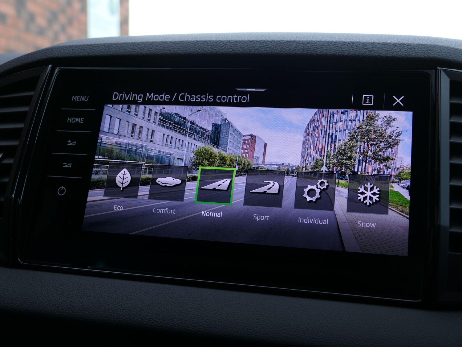 Used Skoda Karoq 2025 for sale - 76801901: Photo 33