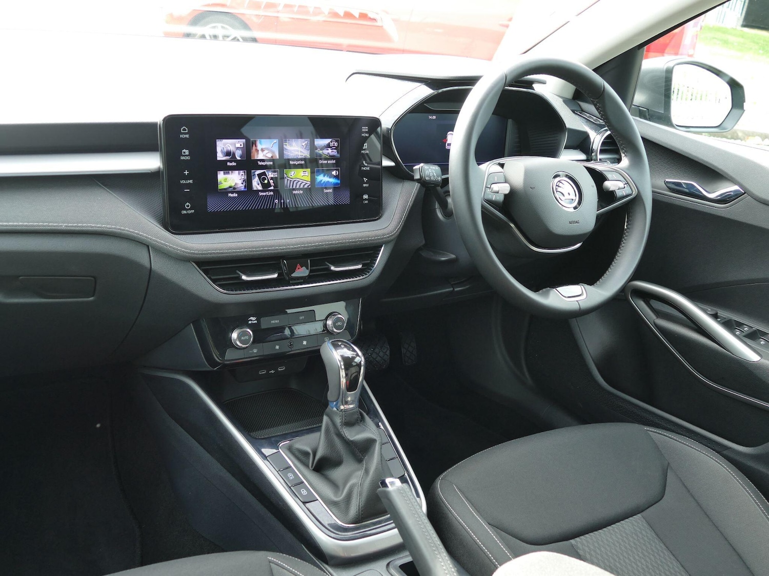 Used Skoda Fabia 2025 for sale - 76802227: Photo 2