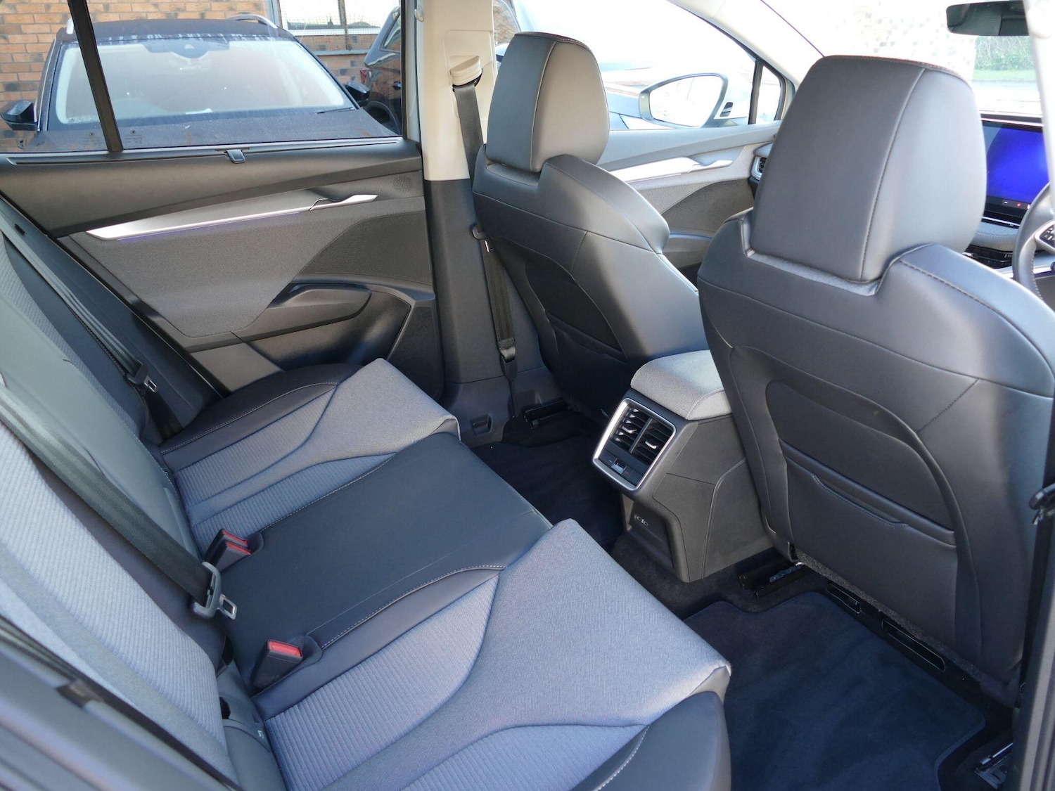 Used Skoda Enyaq 2025 for sale - 76800893: Photo 15