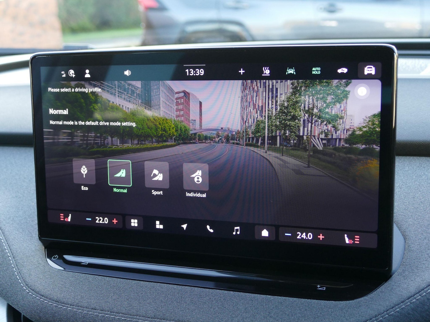 Used Skoda Enyaq 2025 for sale - 76800893: Photo 25