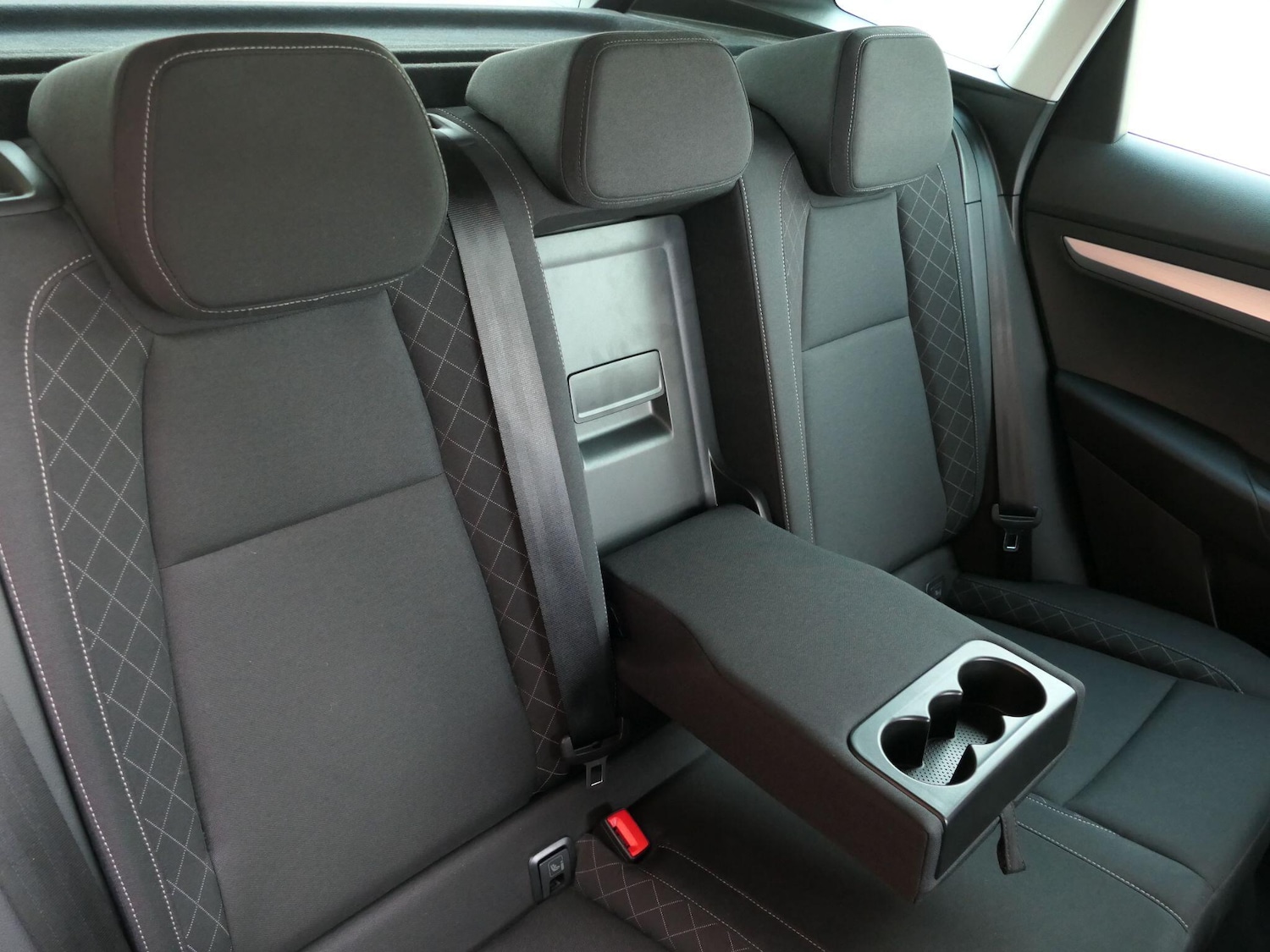 Used Skoda Karoq 2018 for sale - 76573318: Photo 15