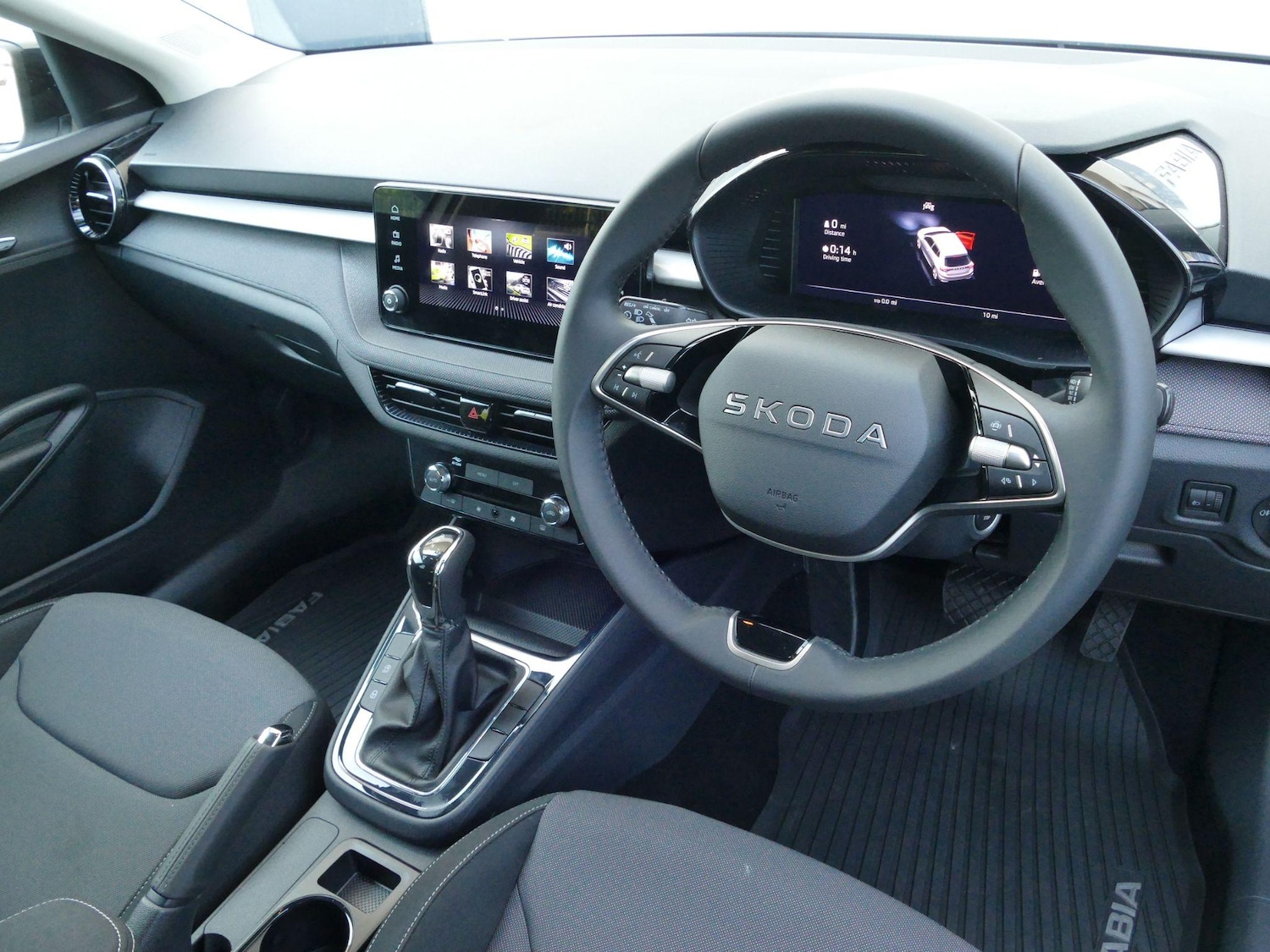 Used Skoda Fabia 2025 for sale - 76360019: Photo 2