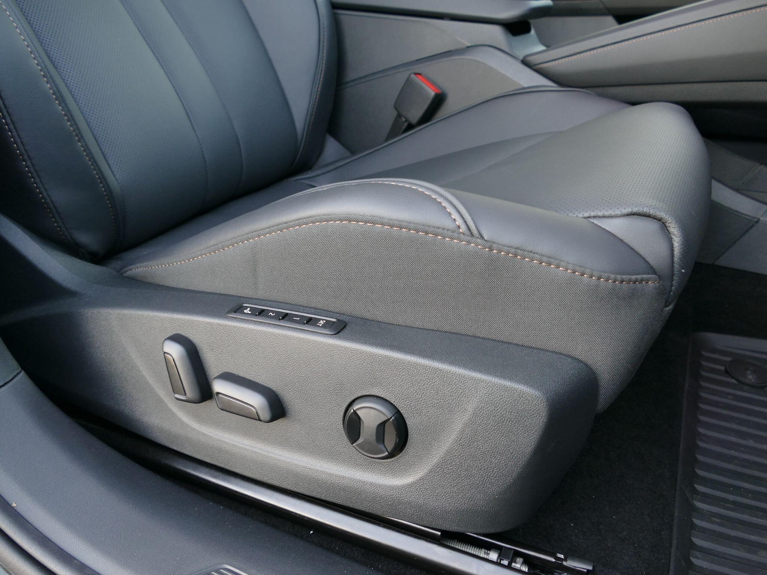 Used Skoda Enyaq 2025 for sale - 76499429: Photo 11