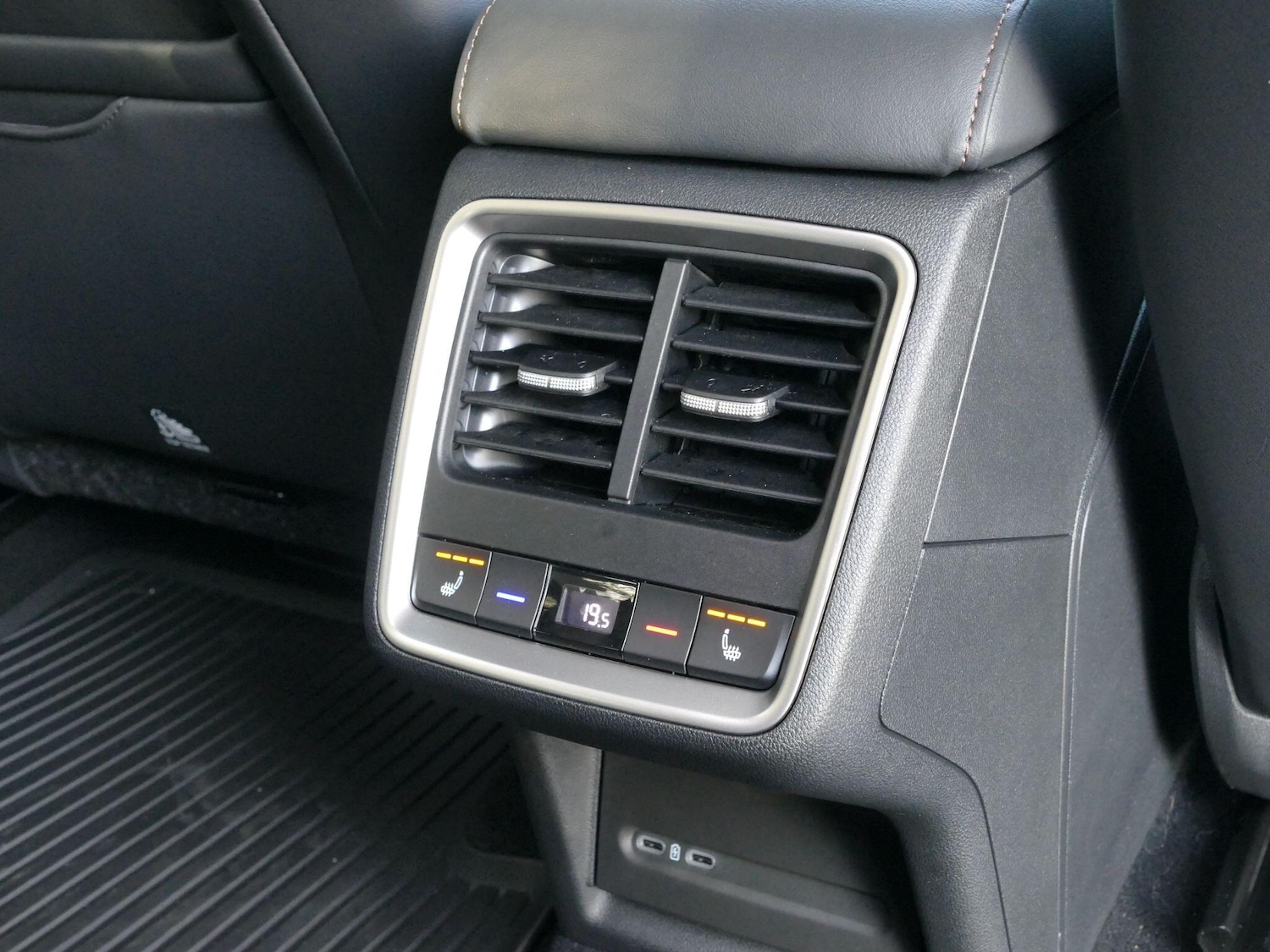 Used Skoda Enyaq 2025 for sale - 76499429: Photo 24