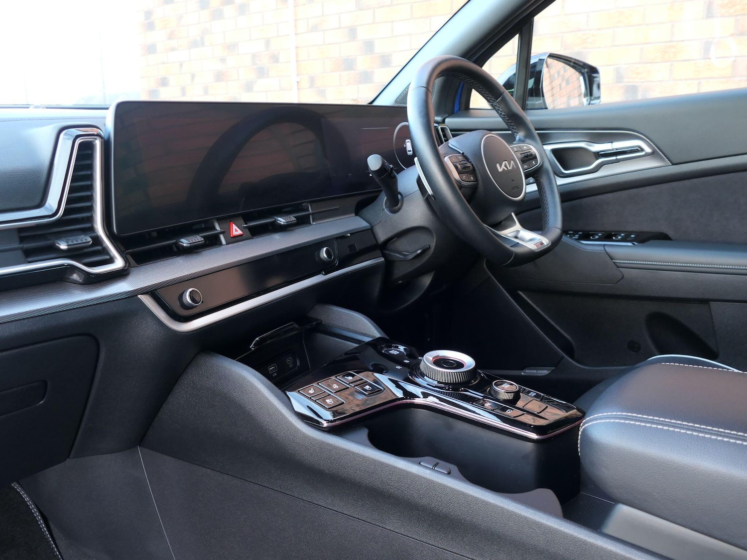 Used Kia Sportage 2023 for sale - 77016328: Photo 2