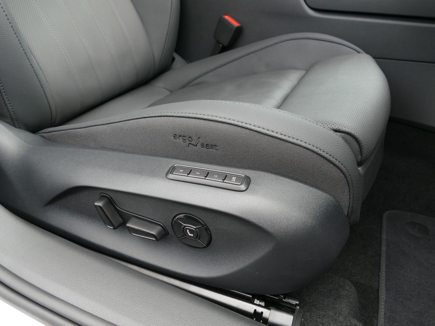 Used Skoda Superb 2025 for sale - 76361180: Photo 11