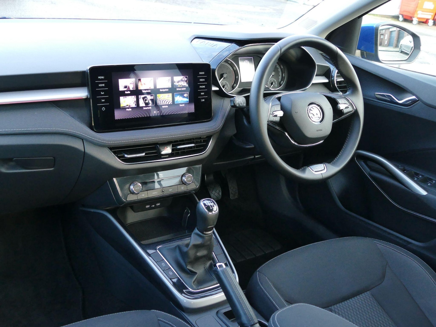 Used Skoda Fabia 2022 for sale - 77130978: Photo 2