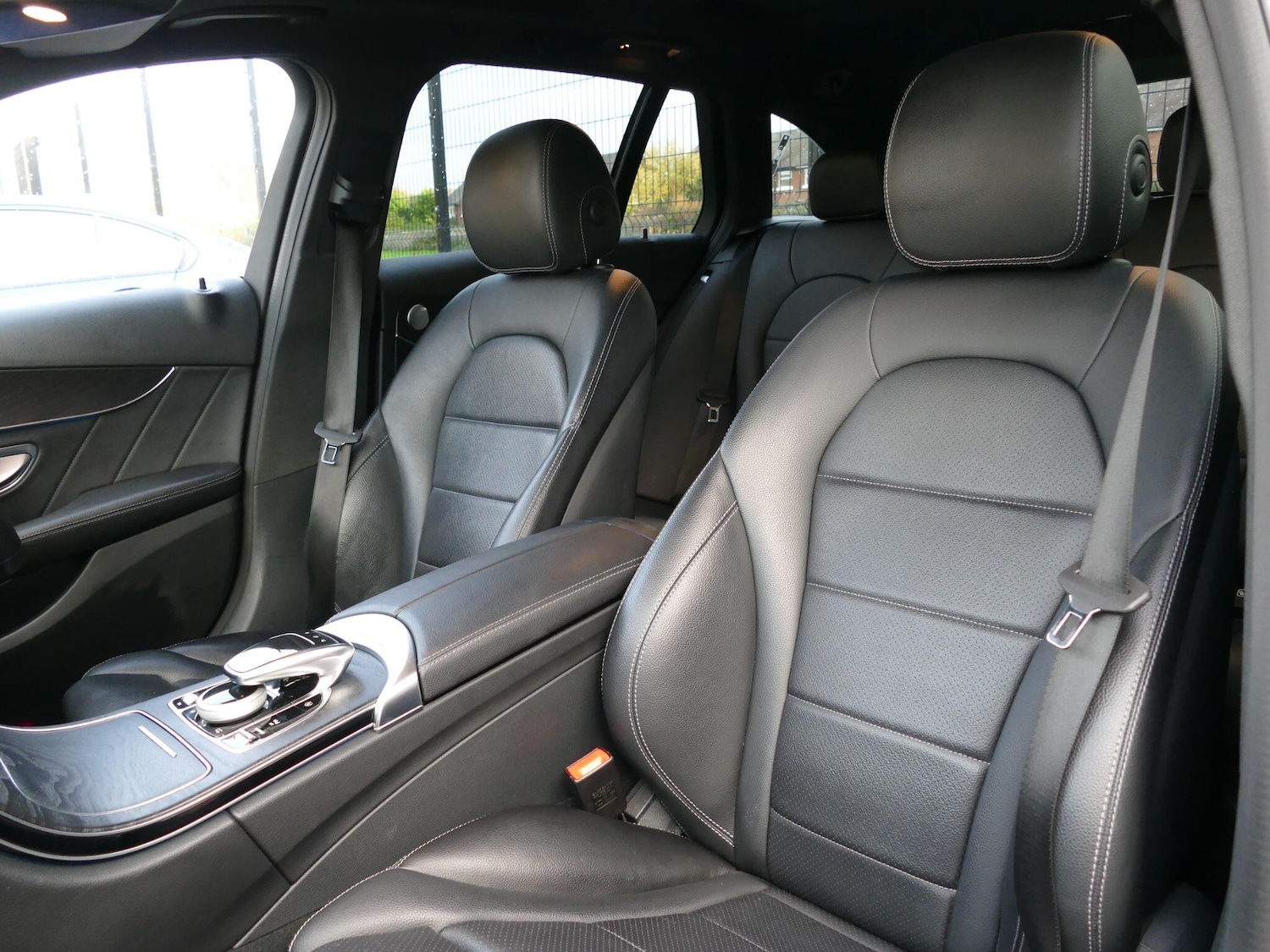 Used Mercedes-Benz C Class 2016 for sale - 76360938: Photo 10