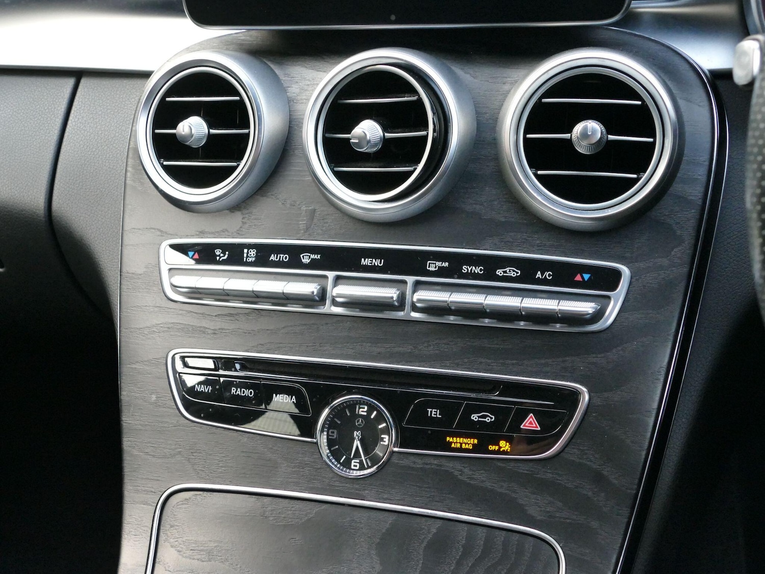 Used Mercedes-Benz C Class 2016 for sale - 76360938: Photo 25