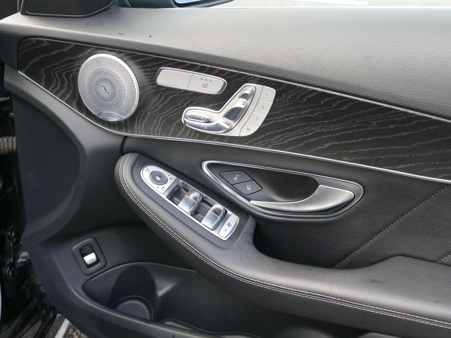 Used Mercedes-Benz C Class 2016 for sale - 76360938: Photo 35