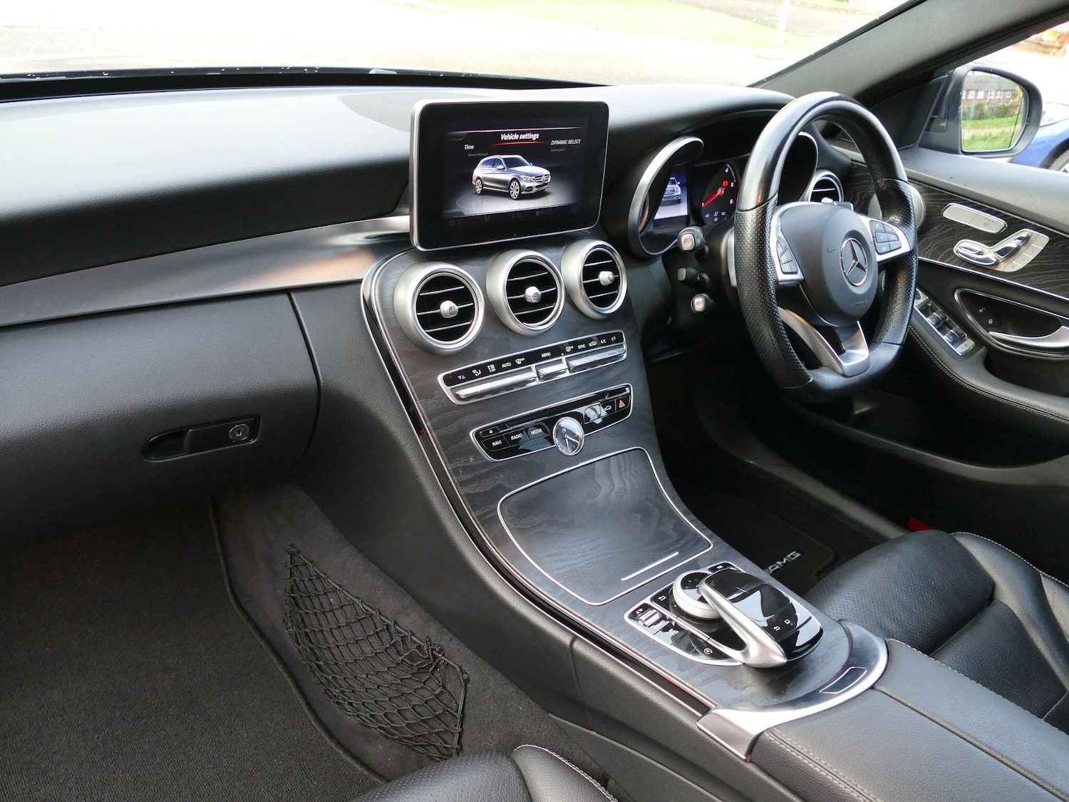 Used Mercedes-Benz C Class 2016 for sale - 76360938: Photo 8