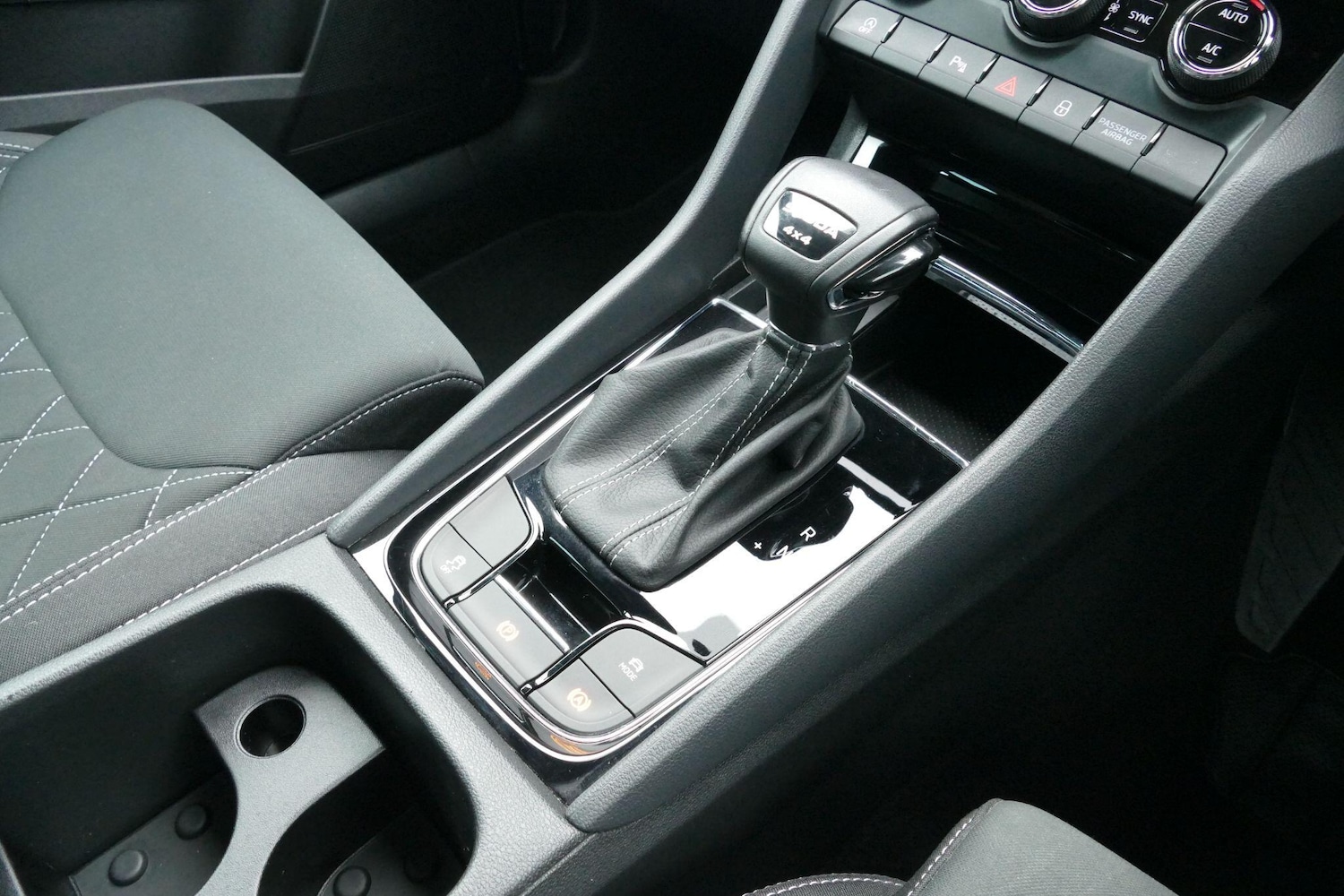 Used Skoda Karoq 2022 for sale - 77279971: Photo 35