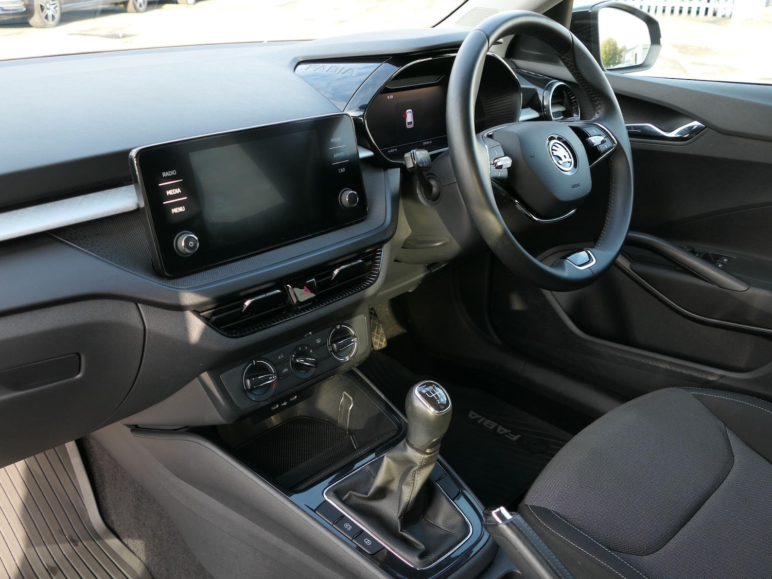 Used Skoda Fabia 2023 for sale - 76361020: Photo 2