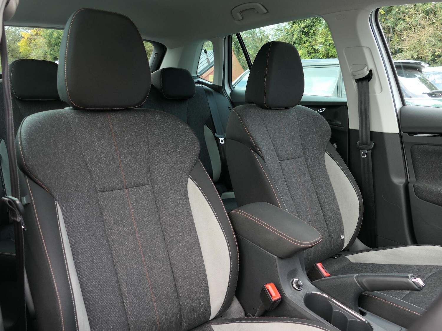 Used Skoda Kamiq 2021 for sale - 76380537: Photo 8