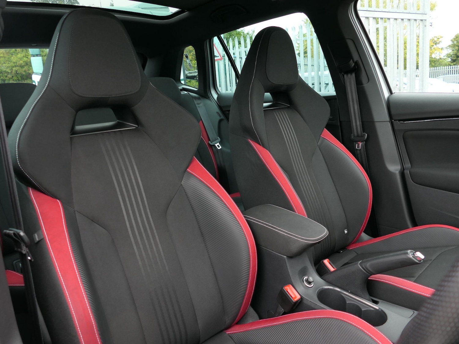 Used Skoda Kamiq 2022 for sale - 76361437: Photo 10