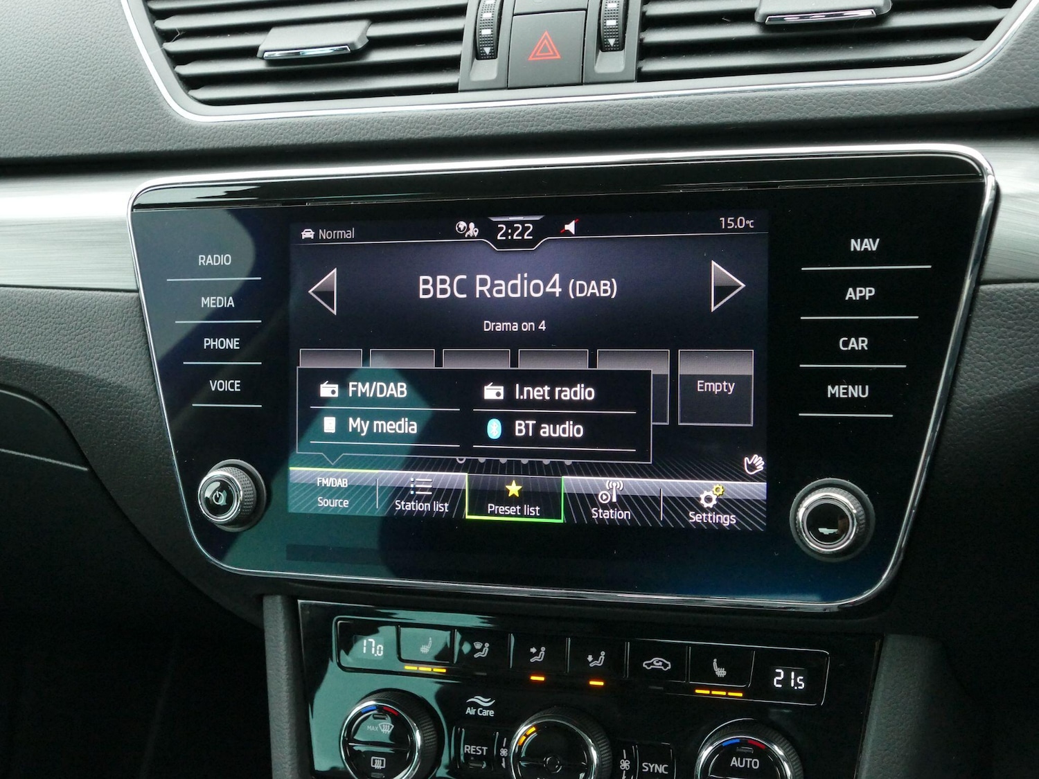 Used Skoda Superb 2023 for sale - 76360316: Photo 21