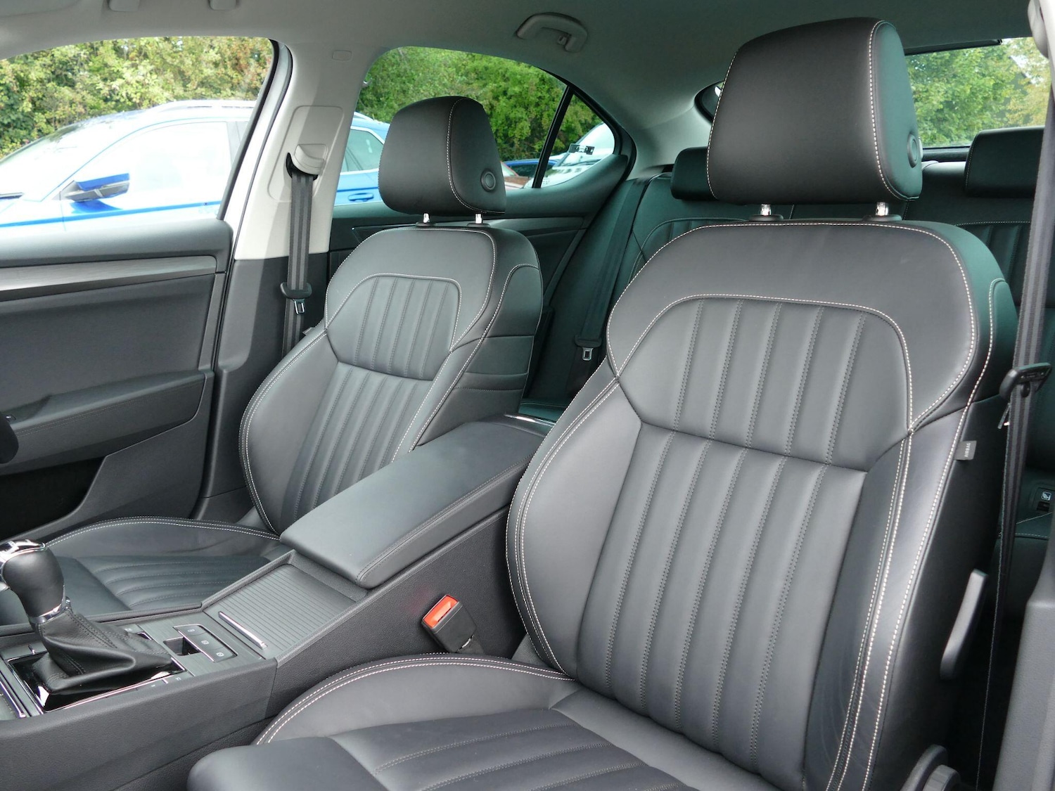 Used Skoda Superb 2023 for sale - 76360316: Photo 9