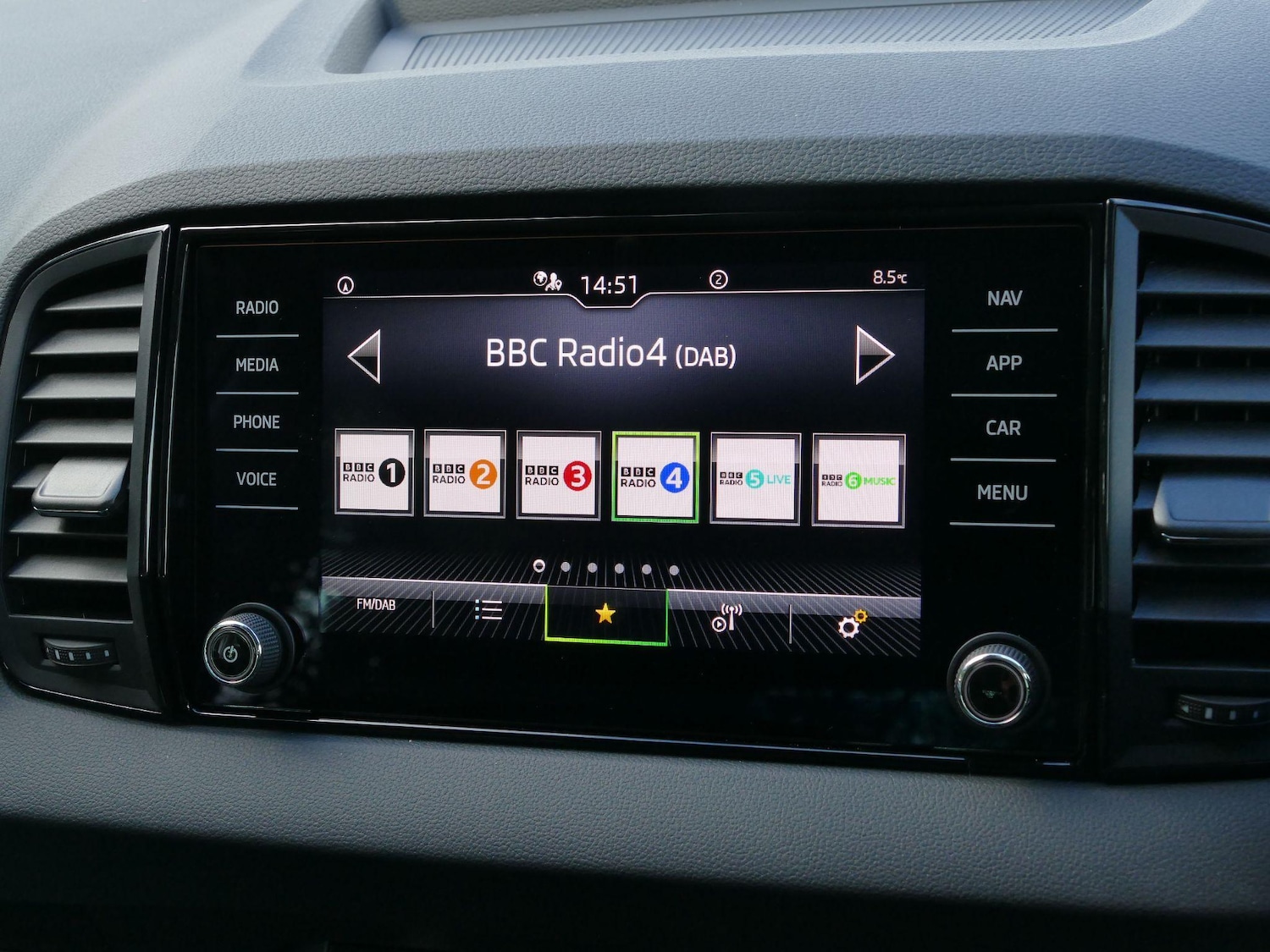 Used Skoda Karoq 2025 for sale - 76360424: Photo 19