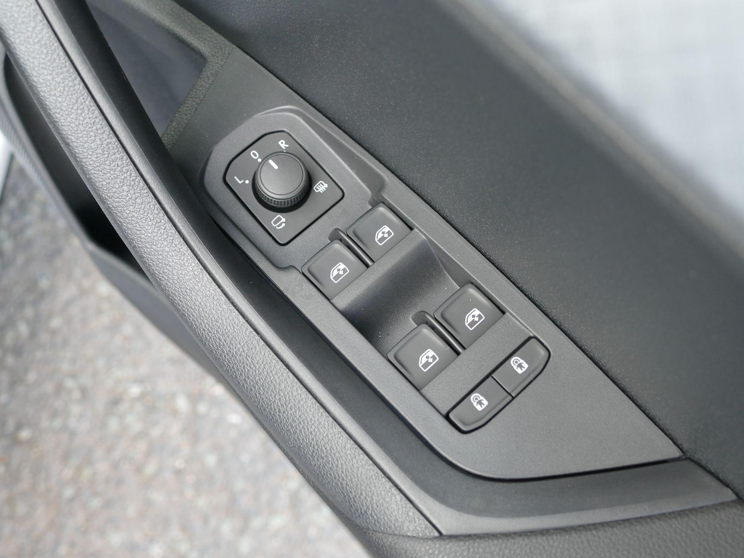 Used Skoda Karoq 2025 for sale - 76360424: Photo 24