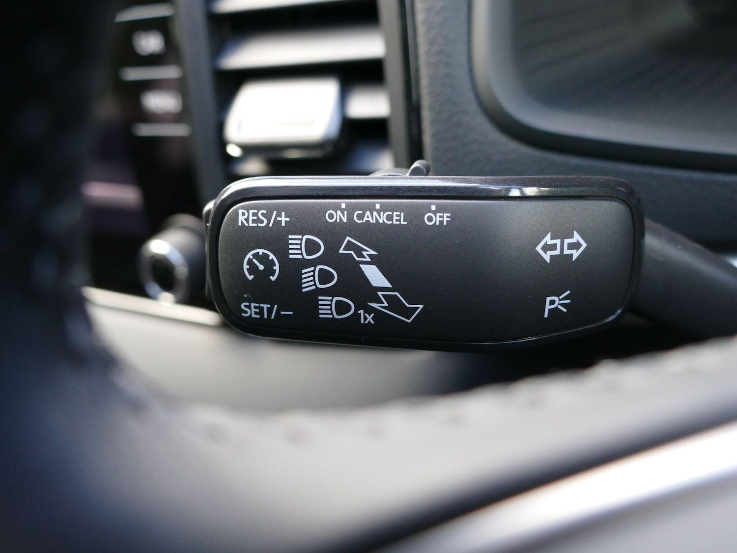 Used Skoda Karoq 2025 for sale - 76360424: Photo 26