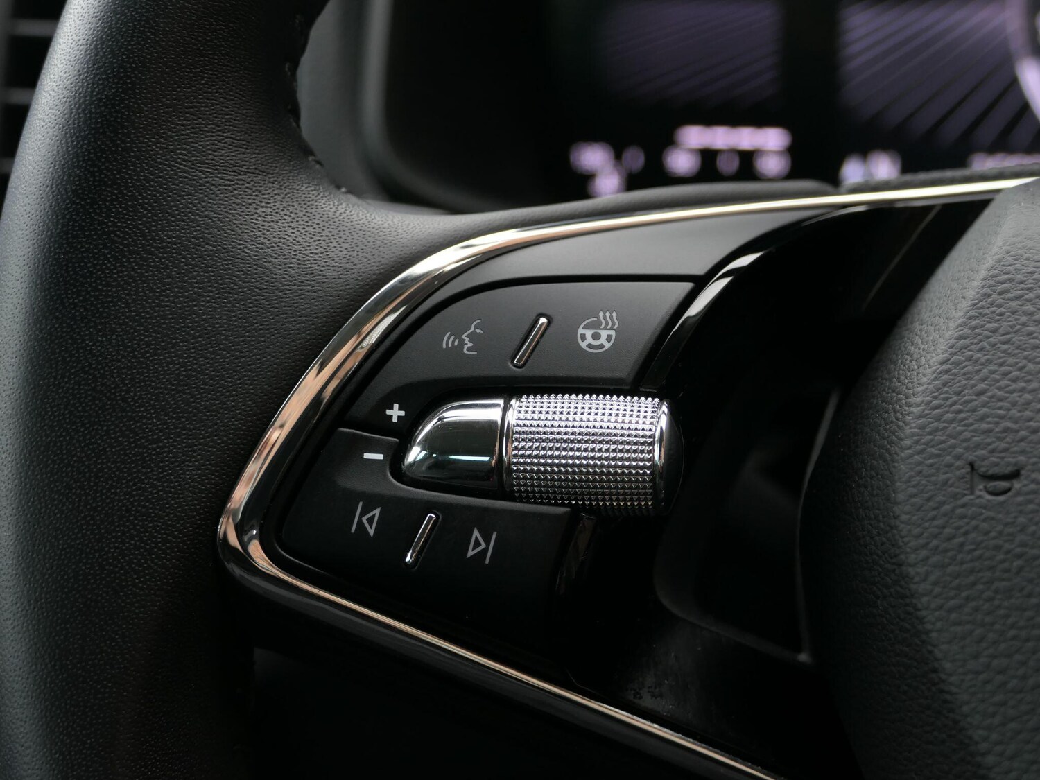 Used Skoda Karoq 2023 for sale - 76561551: Photo 9