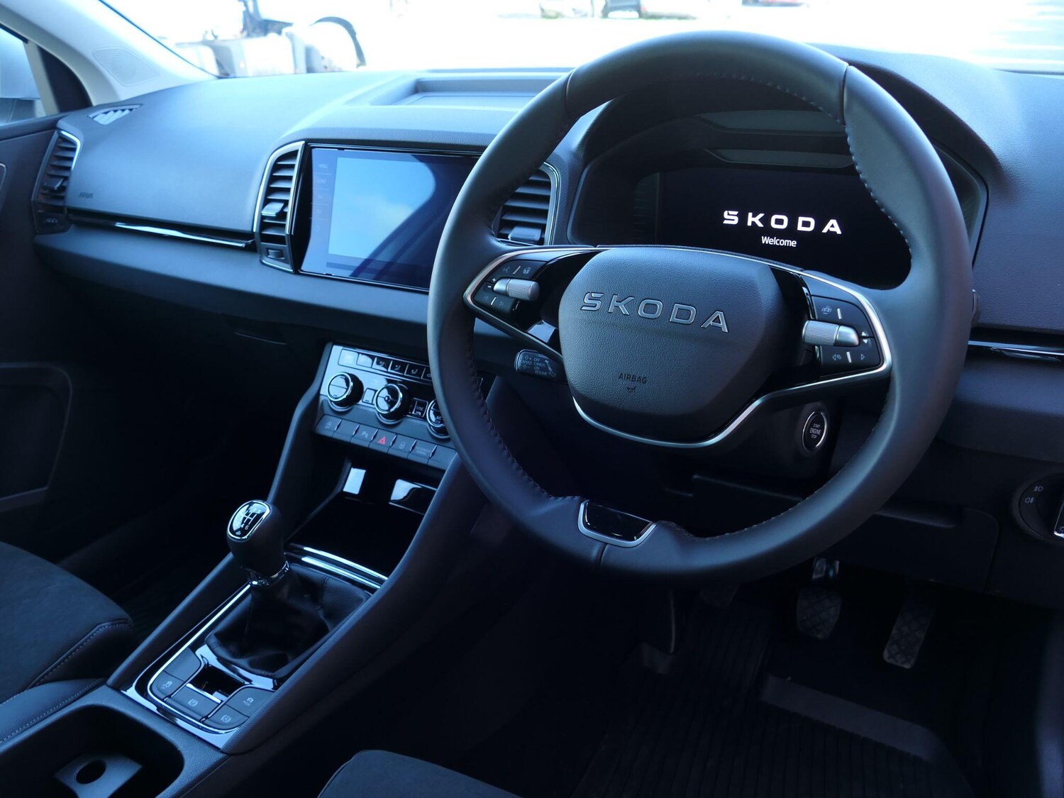 Used Skoda Karoq 2025 for sale - 76802000: Photo 2