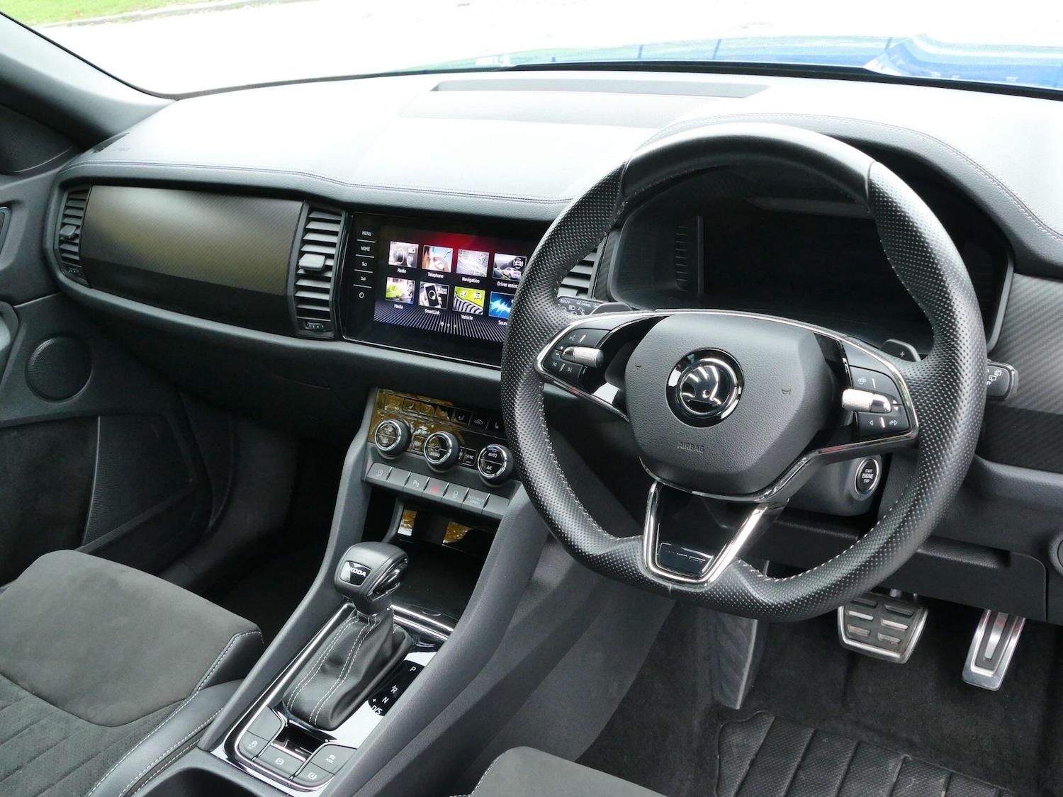 Used Skoda Kodiaq 2023 for sale - 76360396: Photo 2
