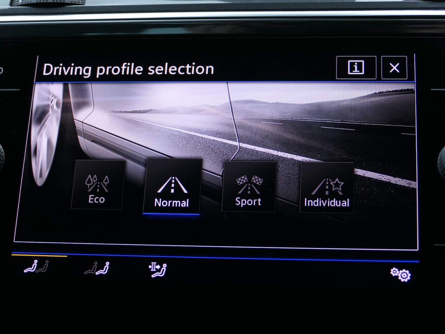 Used Volkswagen Tiguan 2023 for sale - 77279996: Photo 28