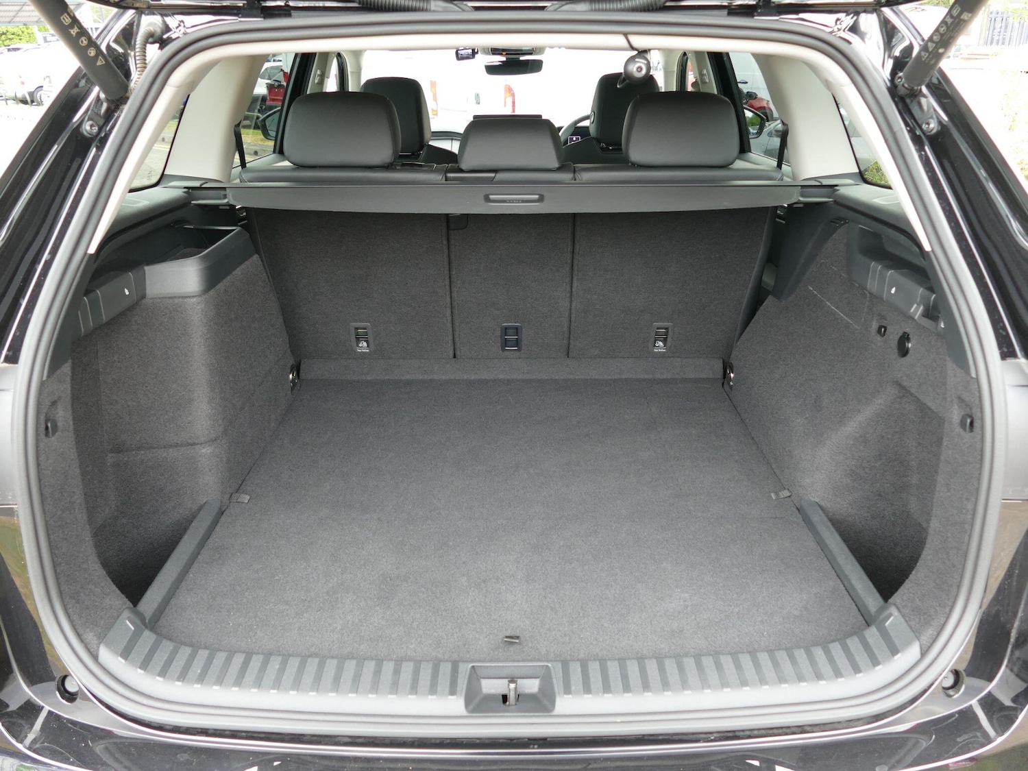 Used Skoda Kodiaq 2025 for sale - 76360057: Photo 41