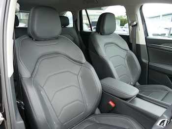 Used Skoda Kodiaq 2025 for sale - 76360057: Photo