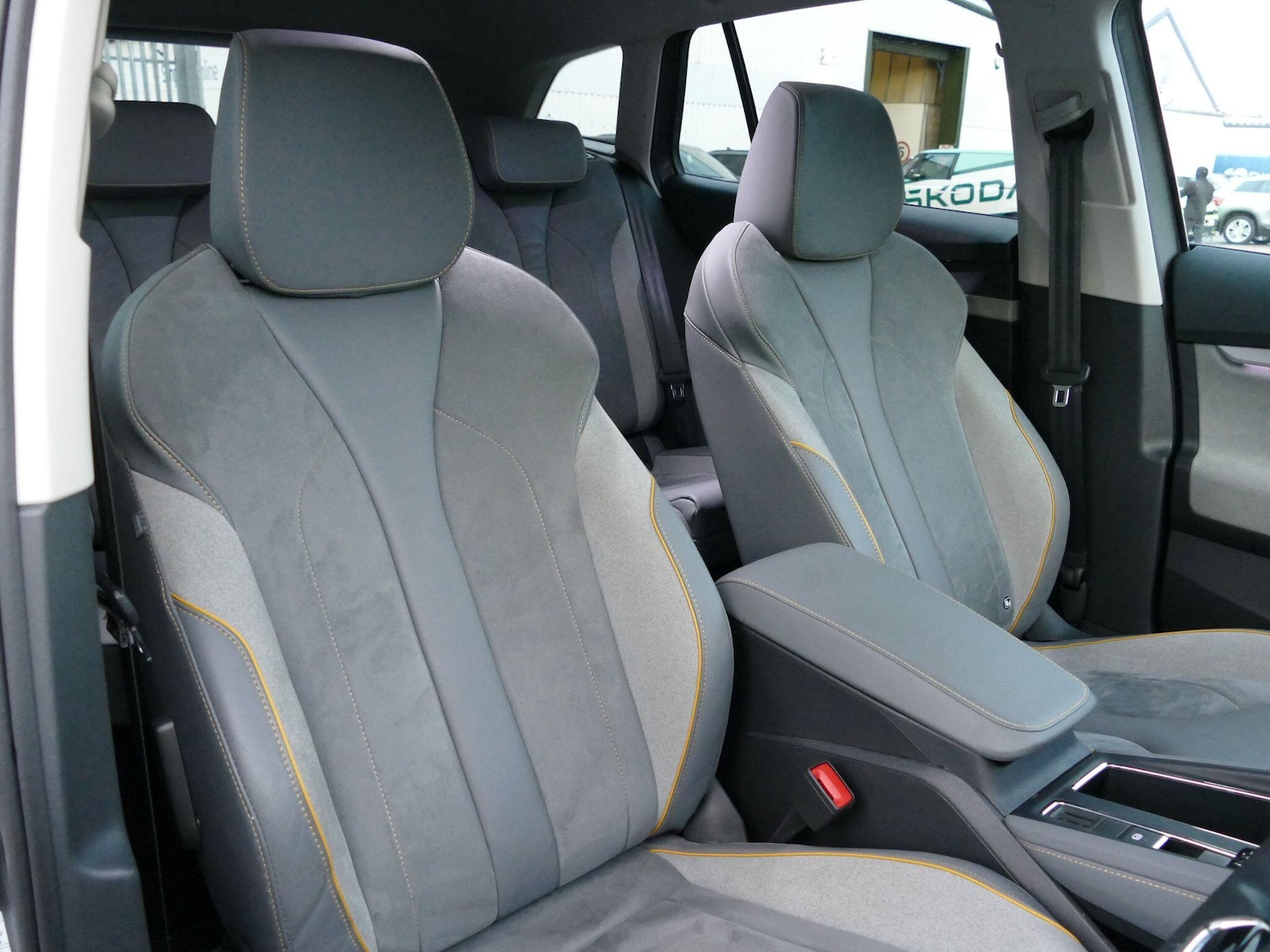 Used Skoda Enyaq 2022 for sale - 76912907: Photo 4