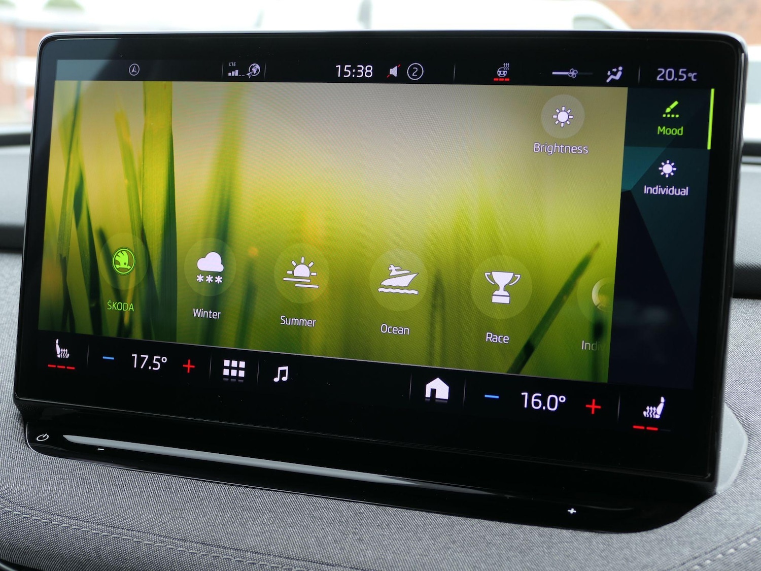 Used Skoda Enyaq 2024 for sale - 76538072: Photo 35