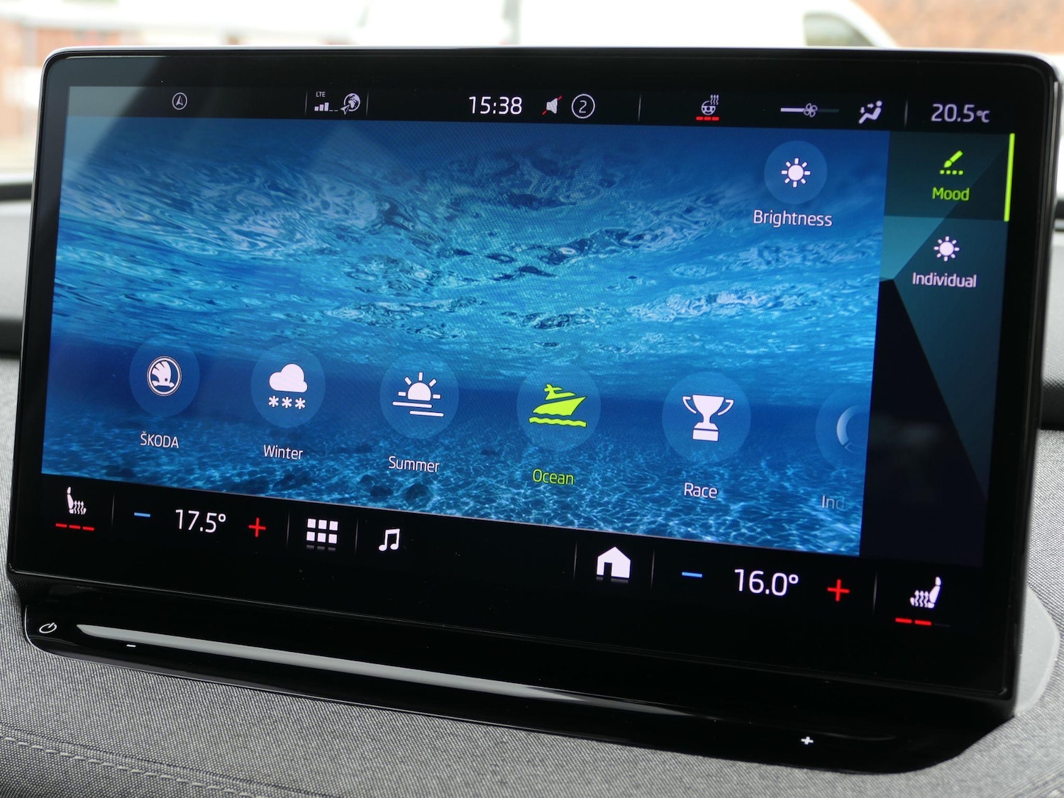 Used Skoda Enyaq 2024 for sale - 76538072: Photo 36