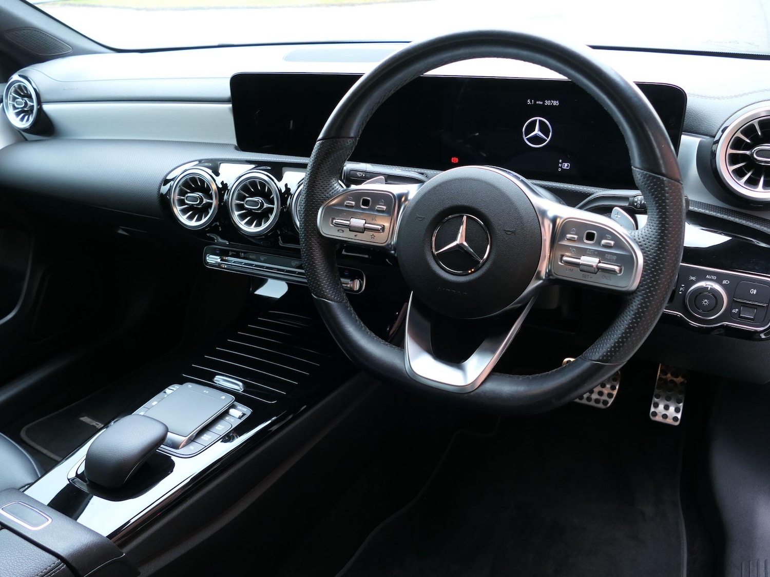 Used Mercedes-Benz CLA 2022 for sale - 77253581: Photo 2
