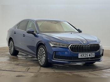 2025 (25) - 2.0 TSI Laurin + Klement 4X4 5dr DSG