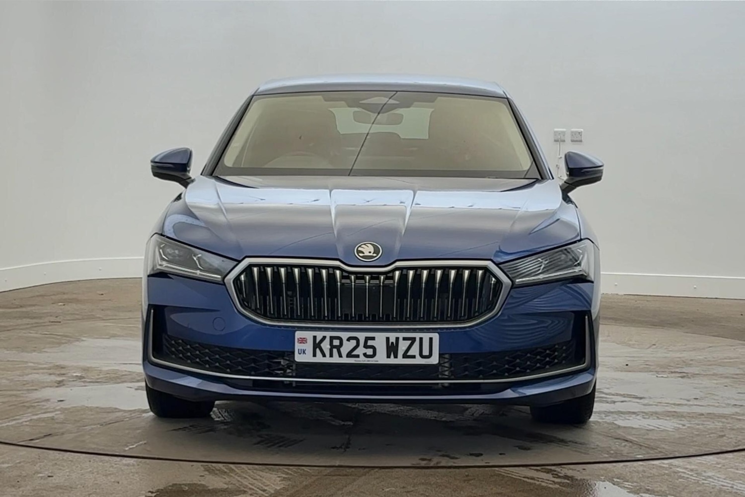 Used Skoda Superb 2025 for sale - 76657972: Photo 4