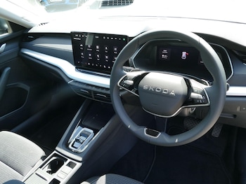 Used Skoda Octavia 2025 for sale - 76360818: Photo