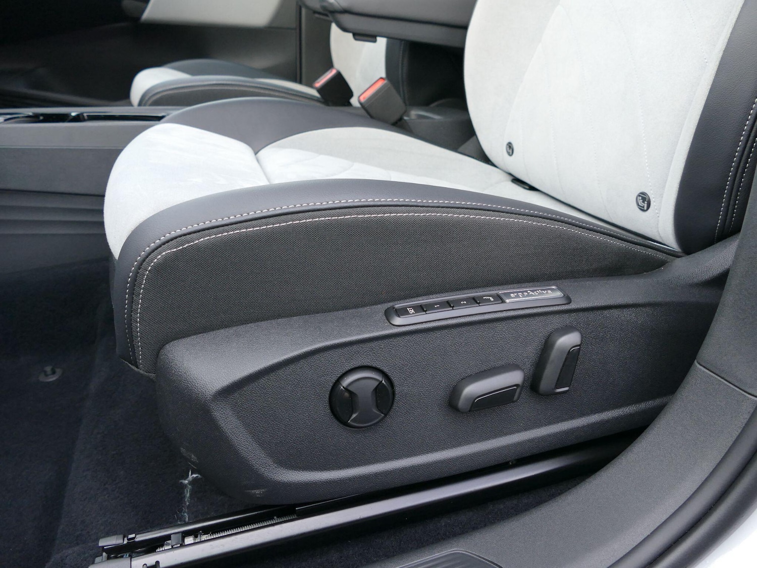 Used Volkswagen ID.3 2023 for sale - 77203279: Photo 12